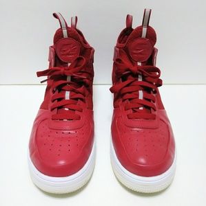 AIR FORCE ONES ULTRAFORCE MID
BREATHABLE FORCE